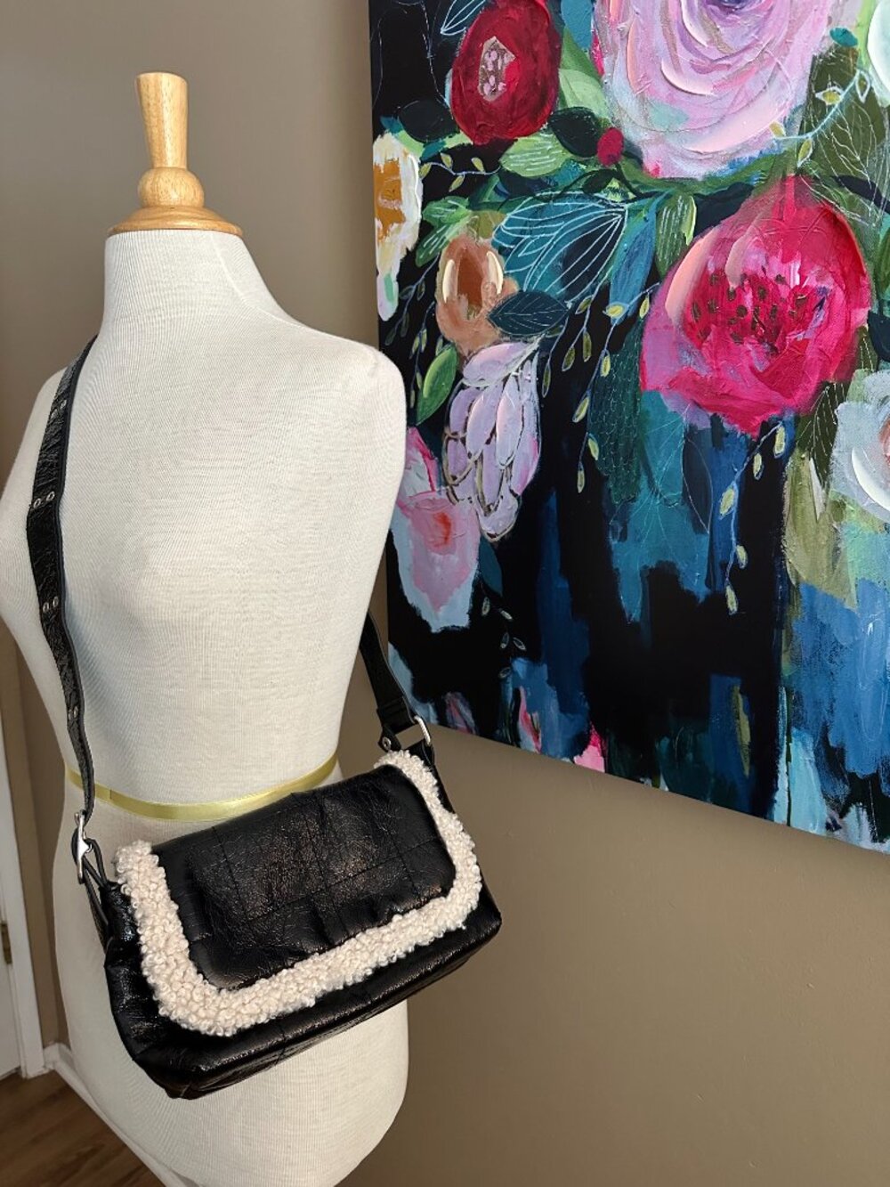 Topshop Y2K Black Faux Leather Sherpa Trim Baguette Shoulder Bag - Picture 5 of 11